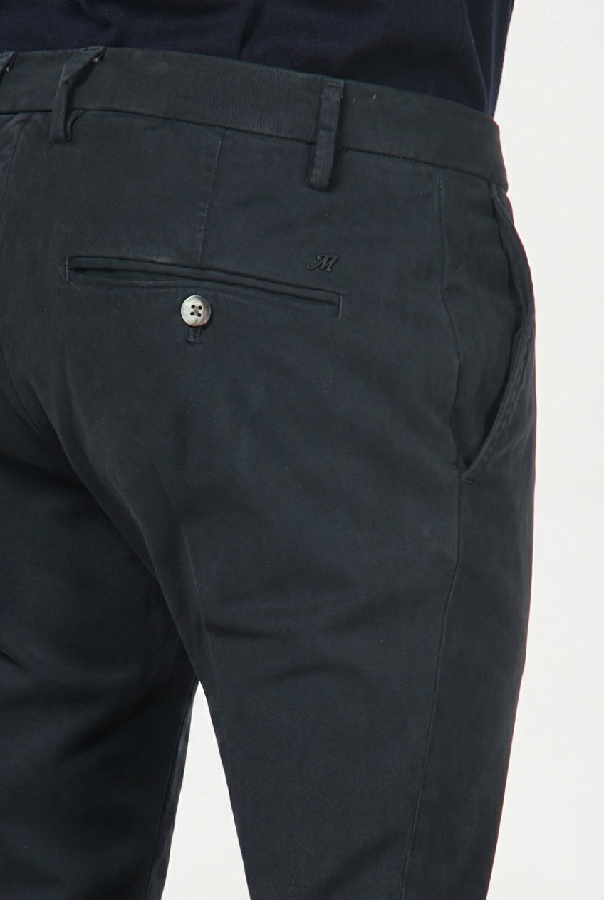 Milano Chinohose Herren in Stretch-Gabardine, Extra Slim Fit ①