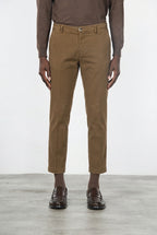 Milano Chinohose Herren in Stretch-Gabardine, Extra Slim Fit ①