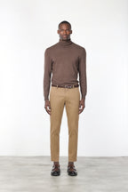 Milano Chinohose Herren in Stretch-Gabardine, Extra Slim Fit ①