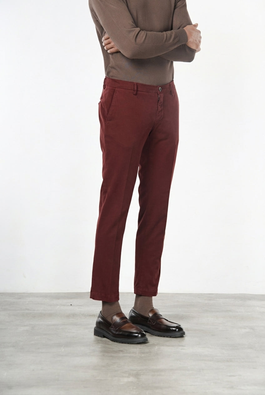 Milano chino pants for men in stretch gabardine, extra slim fit ①