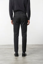 Milano pantalone chino uomo in gabardina stretch extra slim fit ①