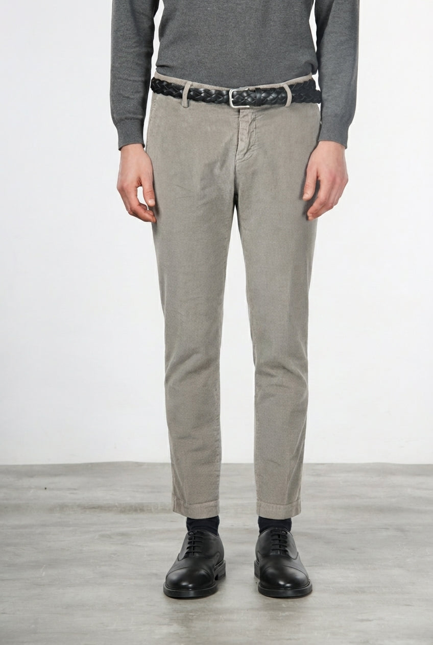 Milano men’s chino pants in 500-wale corduroy, extra slim fit ①