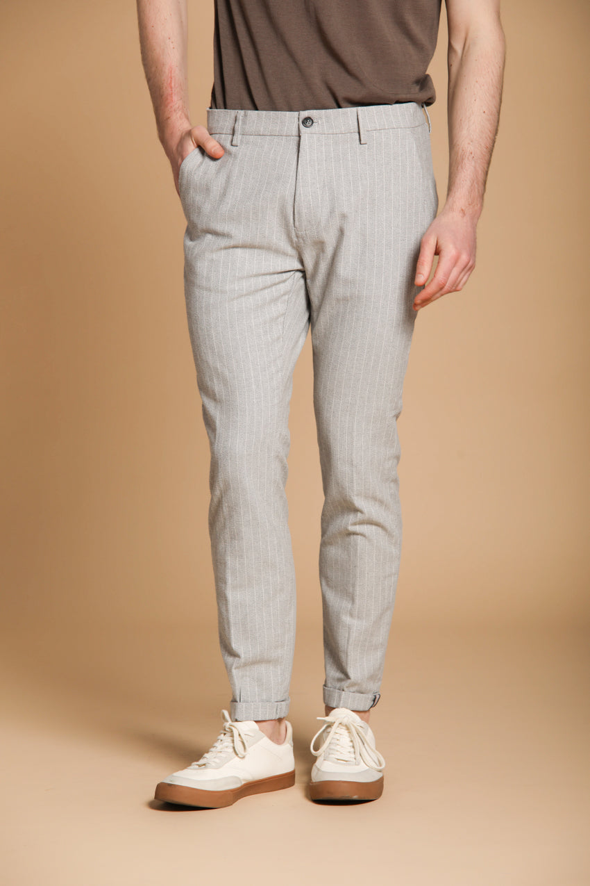 Osaka Herren Chino Hose mit Nadelstreifen Carrot Fit