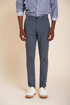 Osaka pantalon chino homme en fines rayures tennis carrot fit