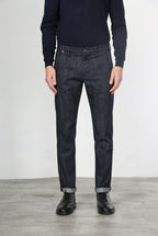 Osaka men’s chino pants in stretch denim, carrot fit