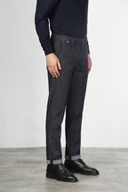 Osaka men’s chino pants in stretch denim, carrot fit