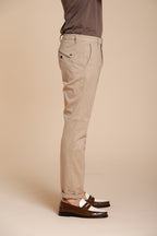 Osaka men's chino pants in fine tricotina of cotton and lyocell carrot fit