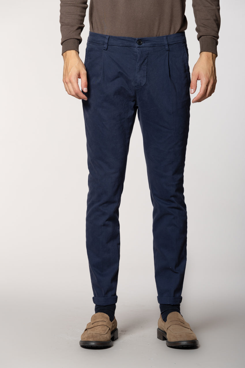 Osaka 1 Pinces men's chino pants in cotton wool carrot fit