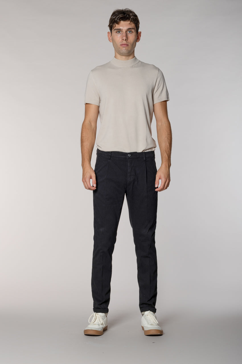 Osaka 1 Pinces pantaloni chino uomo in cotone seta carrot fit