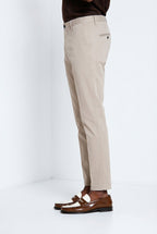 Osaka 1 Pinces pantalon chino homme en satin de coton et soie carrot fit ①