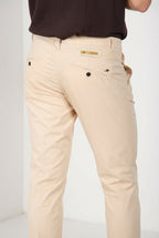 Osaka 1 Pinces men's chino pants in cotton and silk satin carrot fit ①