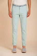 Torino Summer pantalon chino homme en twill de coton et lyocell slim fit