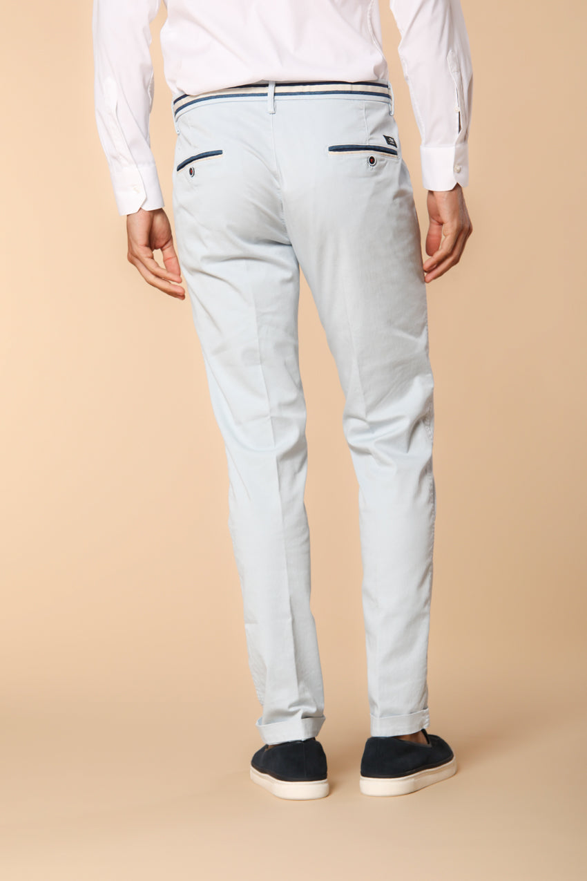 Torino Summer pantalon chino homme en twill de coton et lyocell coupe Slim