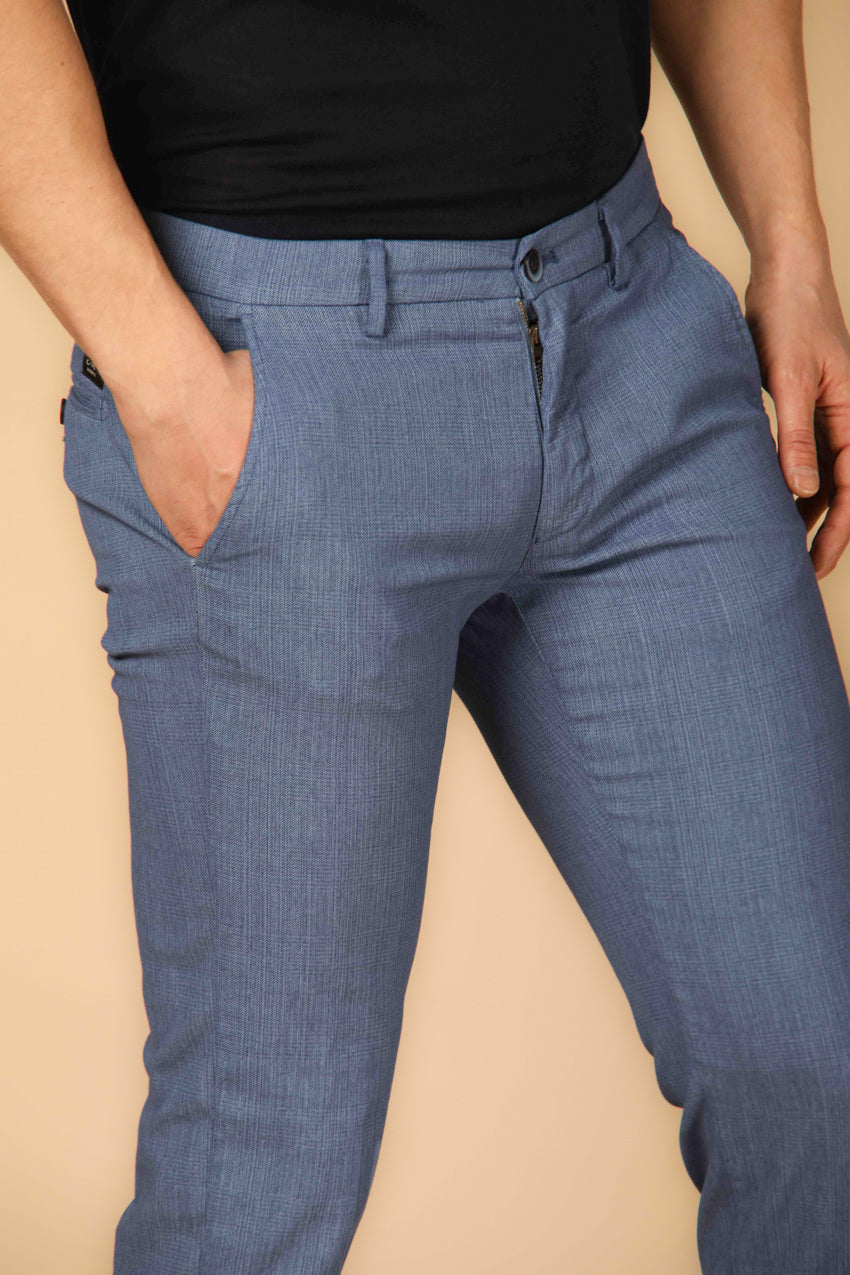 Image 3 de pantalon chino homme modèle Torino Style de couleur indigo, coupe slim de Mason's