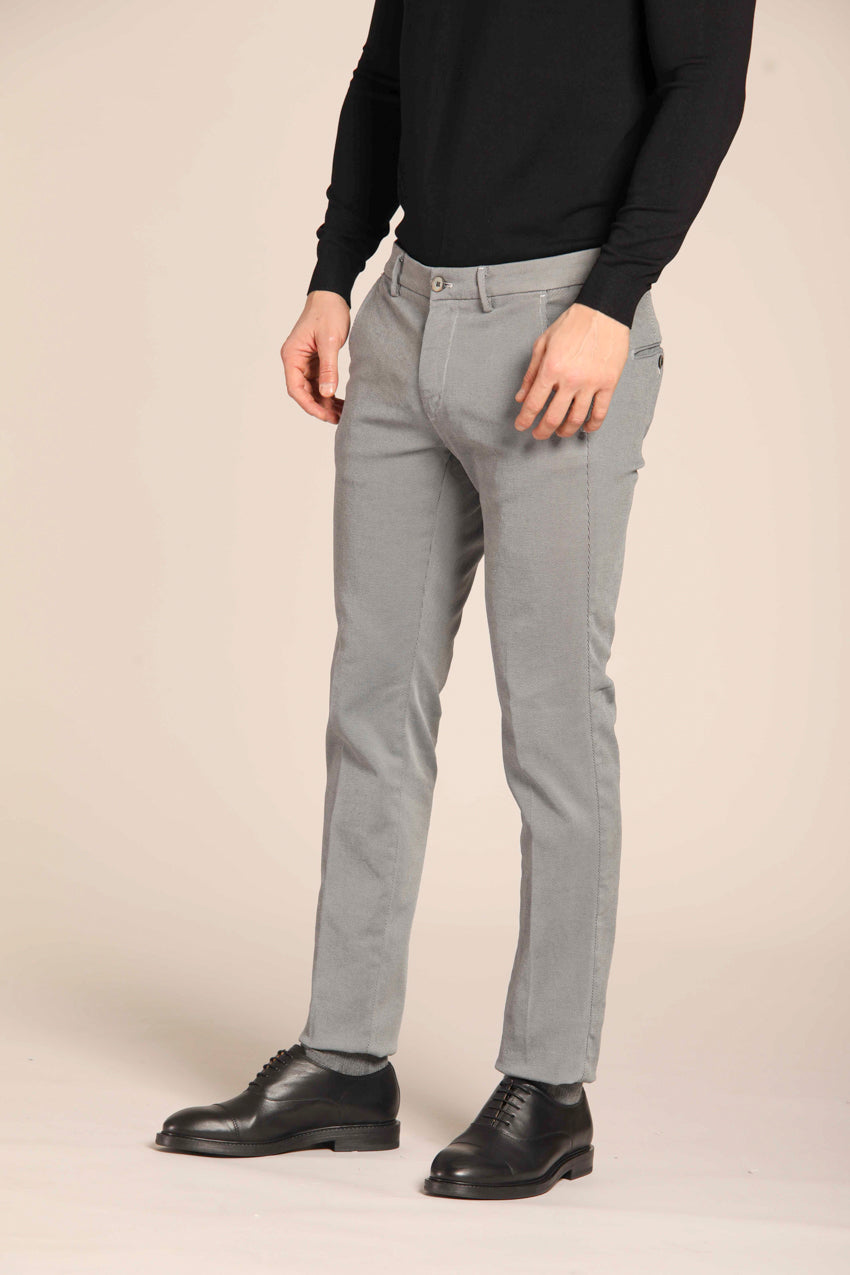 immagine 5 di pantalone chino uomo modello Torino Style, con microfantasia, colore grigio, fit slim di Mason's