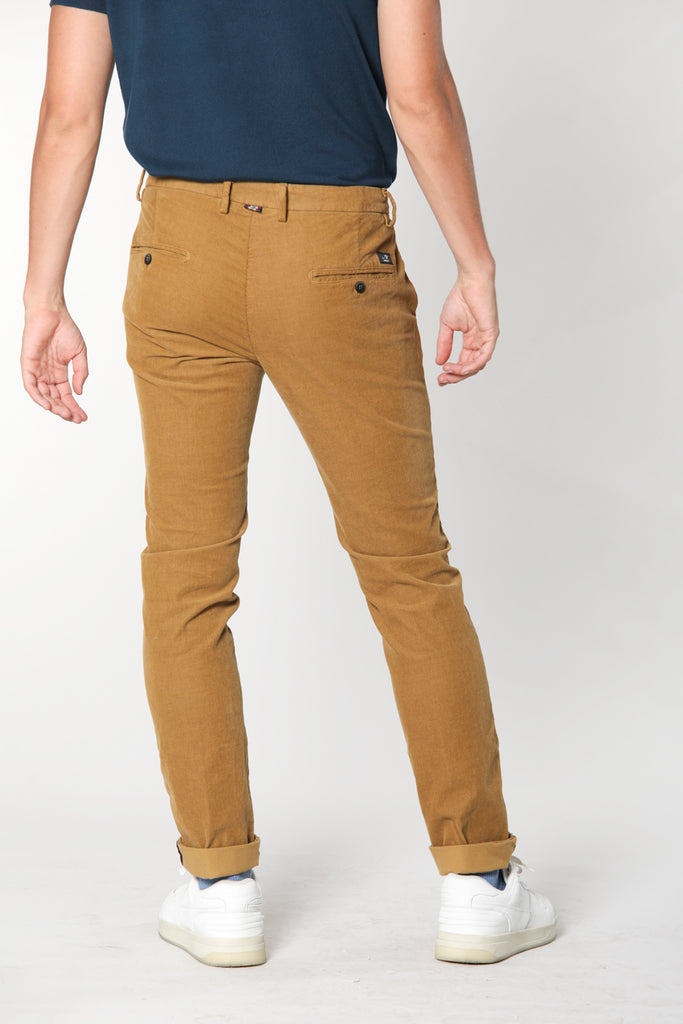 Torino Style pantalon chino homme en velours à rayures 1500 coupe slim ①