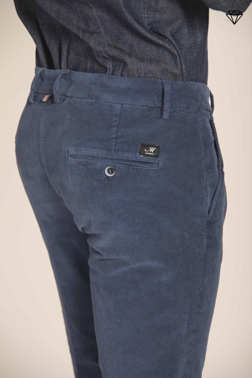 Torino pantalon chino homme en velours 1500 rayé coupe slim  ①.