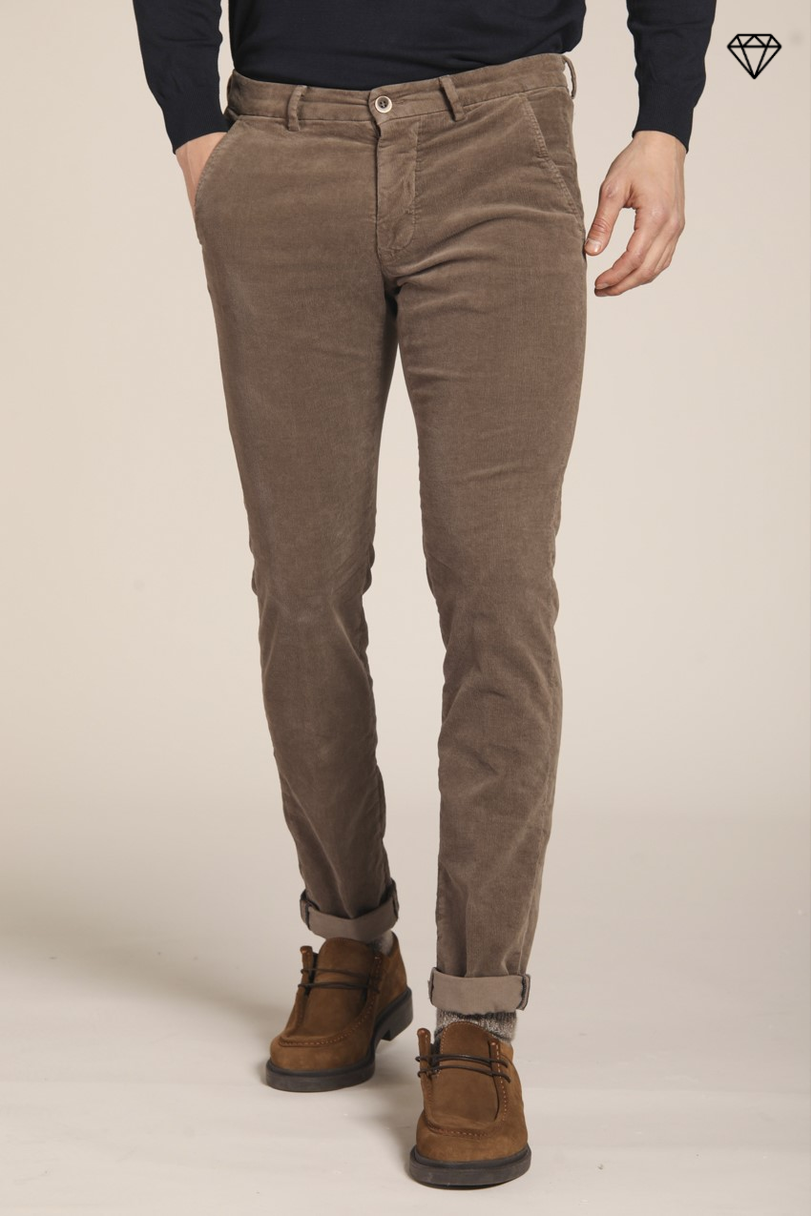 Torino pantalon chino homme en velours 1500 rayé coupe slim  ①