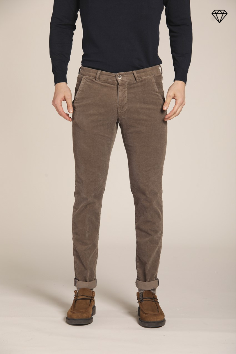 Torino pantalon chino homme en velours 1500 rayé coupe slim  ①