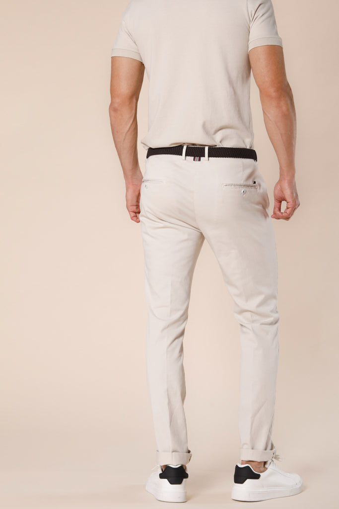 Image 5 de pantalon chino en twill de coton et tencel pour homme Torino Summer Colour de Mason's