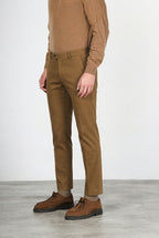 Torino Flex Chinohose für Herren aus Satin, Slim Fit ①