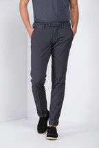 Torino City Icon Flex Hose Chino Herren aus Stretch-Baumwoll- und Leinen-Cavallery slim fit