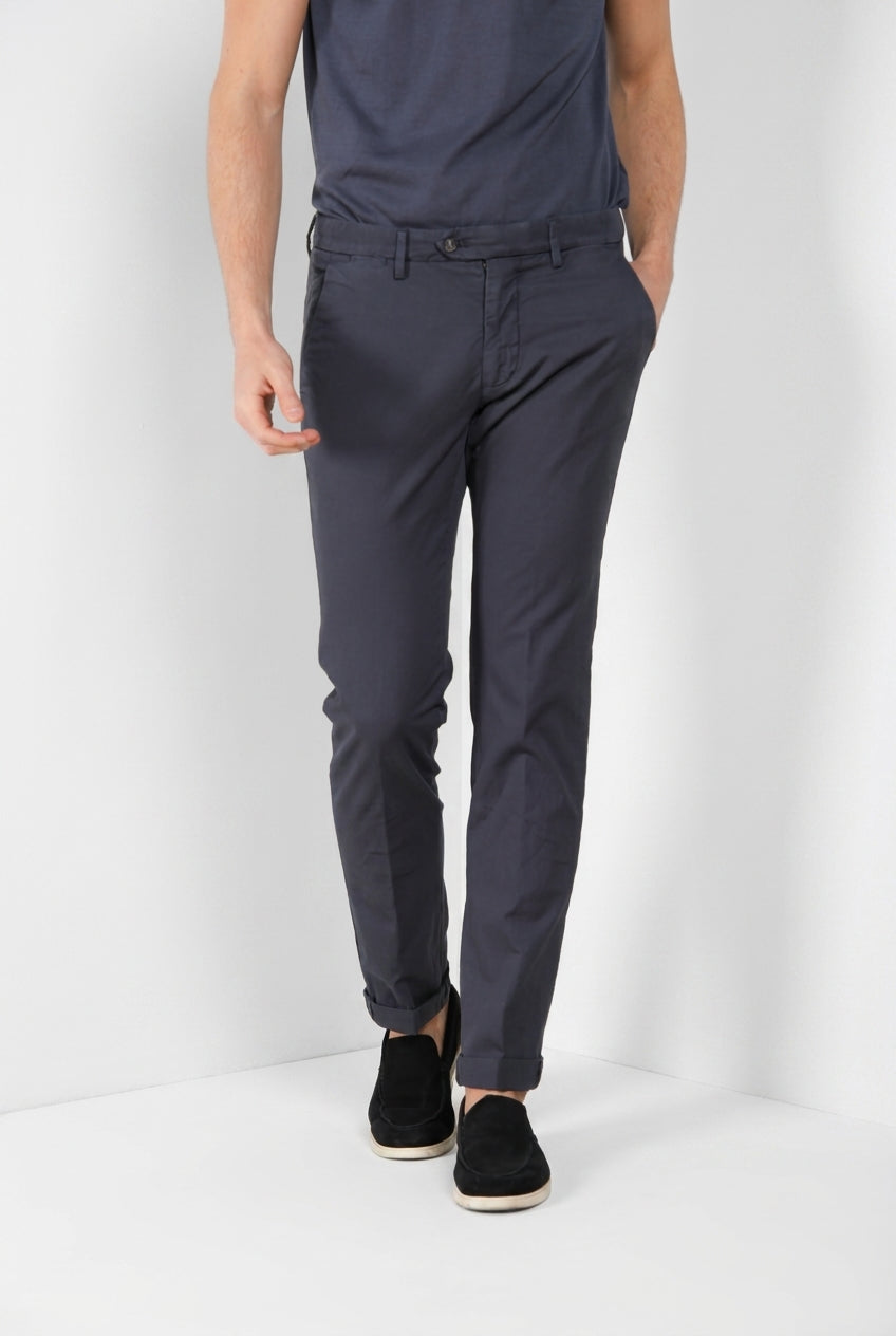 Torino City Icon Flex Hose Chino Herren aus Stretch-Baumwoll- und Leinen-Cavallery slim fit