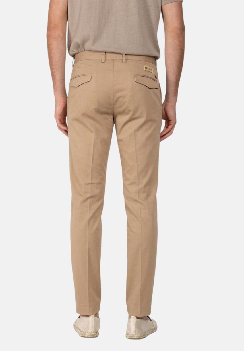 Torino City pantalon chino homme en satin de coton et soie slim fit