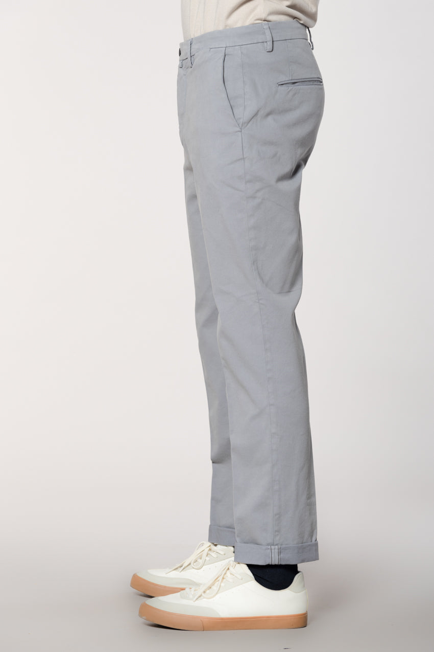 Boston men’s chino pants in cotton diagonal weave relaxed fit

