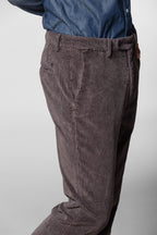 Boston men’s chino pants in wide-wale corduroy relaxed fit

