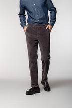 Boston men’s chino pants in wide-wale corduroy relaxed fit

