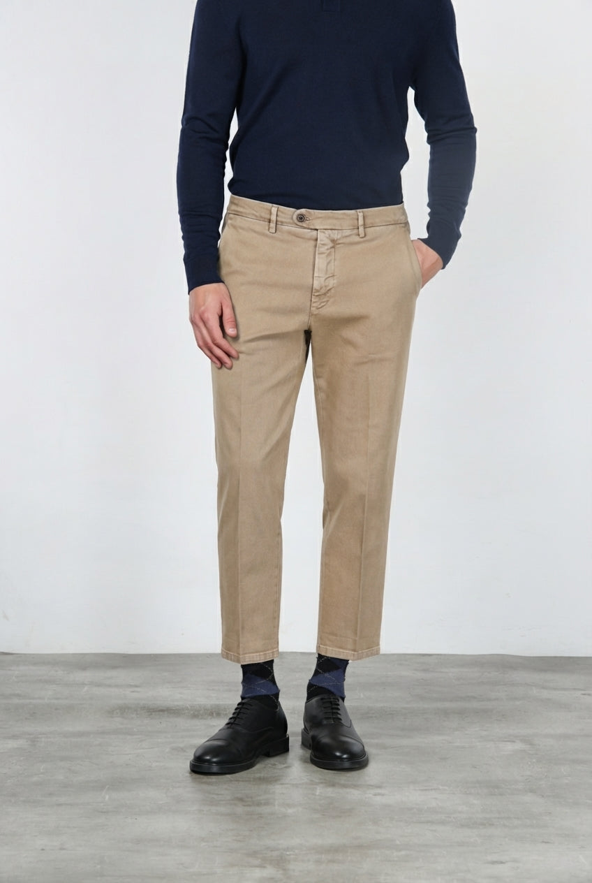 Garden men’s chino pants in stretch bull with carrot fit
