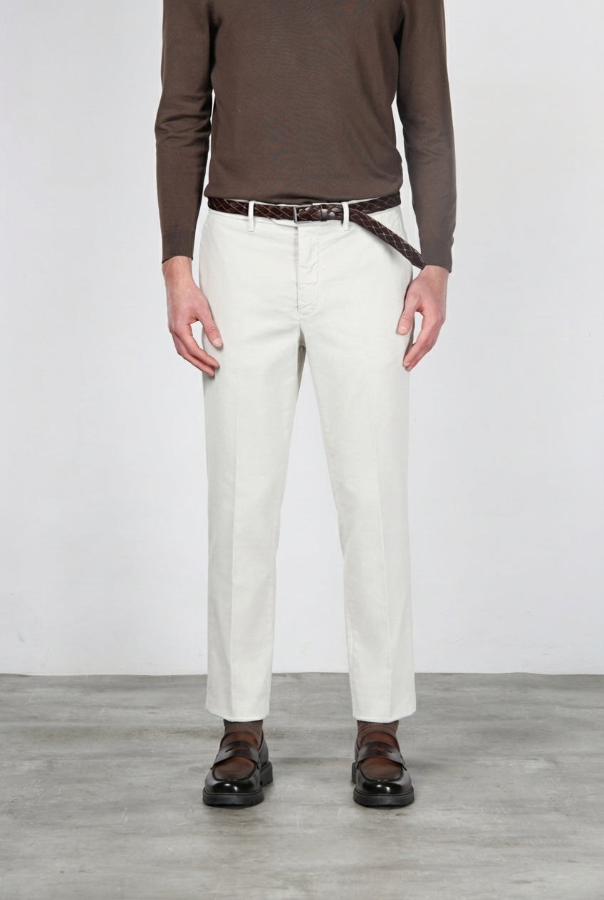 Paris pantalon chino homme en velours côtelé stretch 1000 raies, carrot fit ①