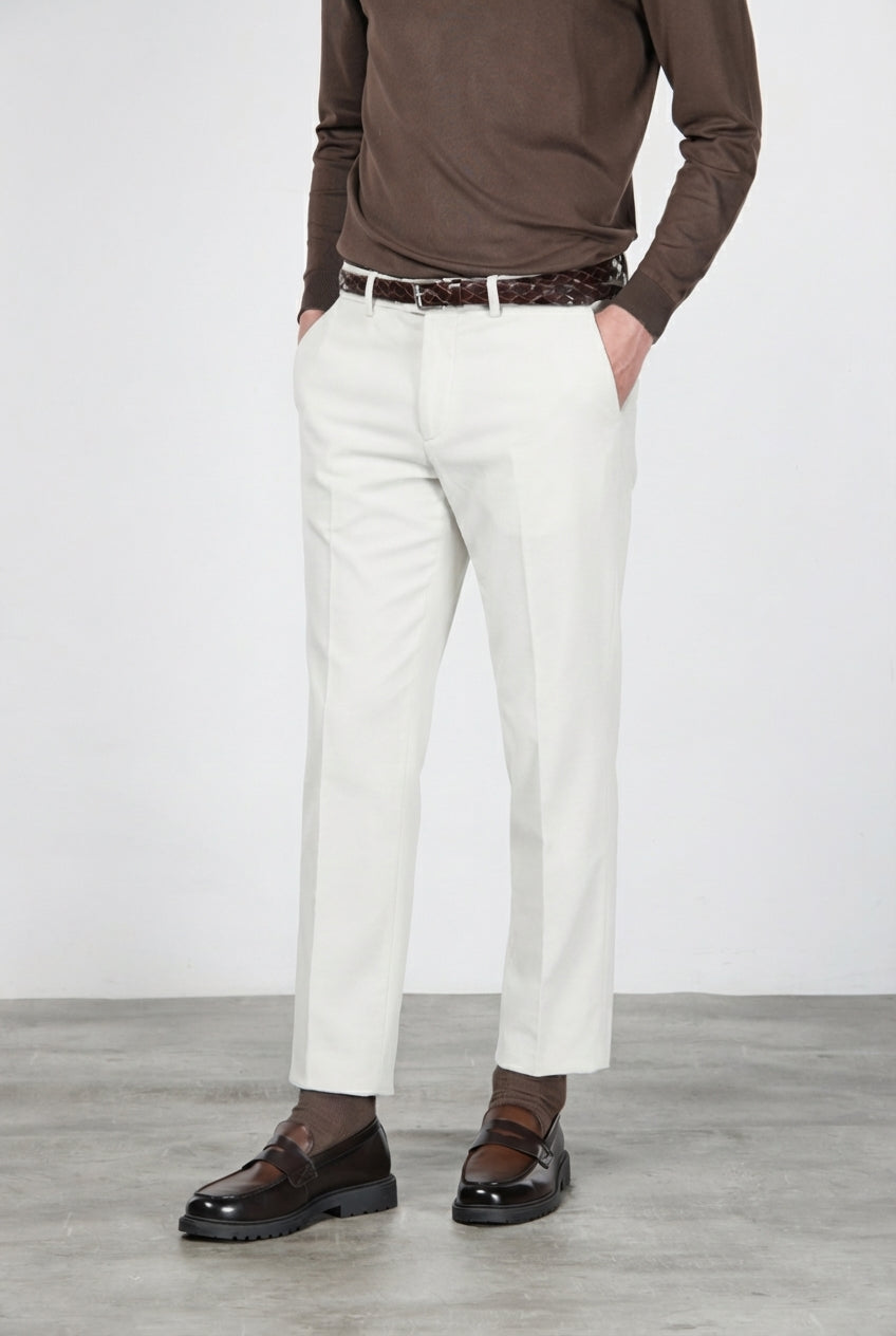 Paris pantalon chino homme en velours côtelé stretch 1000 raies, carrot fit ①