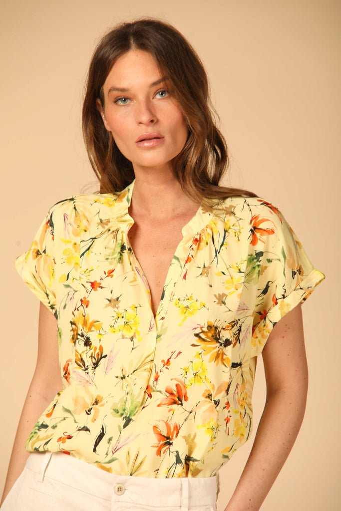 image 1 de chemise femme Adele MM couleur jaune motif fleuri