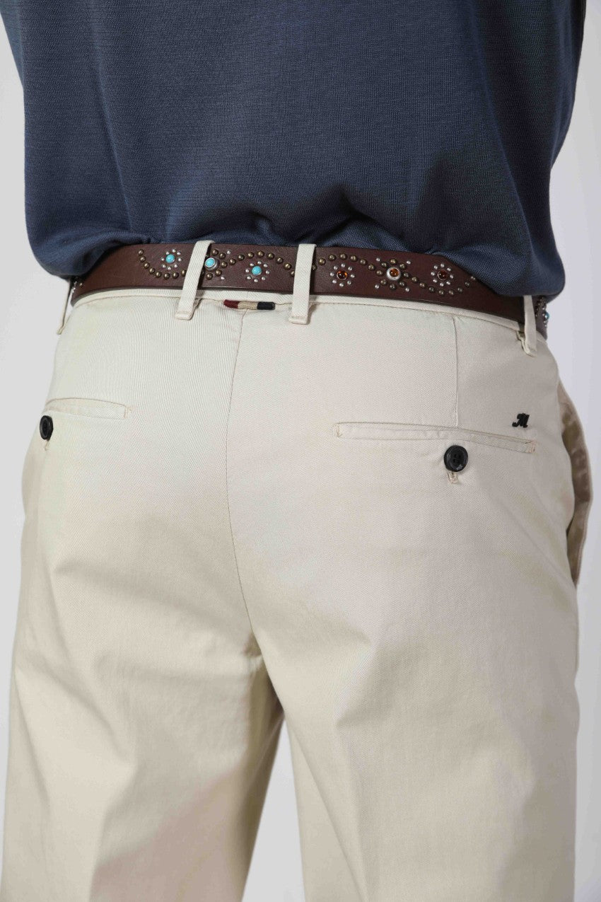 Ceinture en cuir faite main avec clous