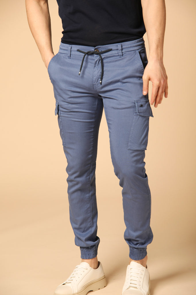 Image 1 de pantalon cargo pour homme modèle Chile Elax en indigo, coupe extra slim de Mason's