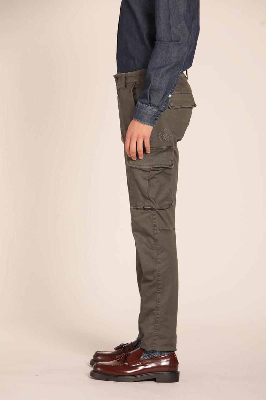 immagine 5 di pantalone cargo uomo modello Chile, in verdenew, fit extra slim di mason's