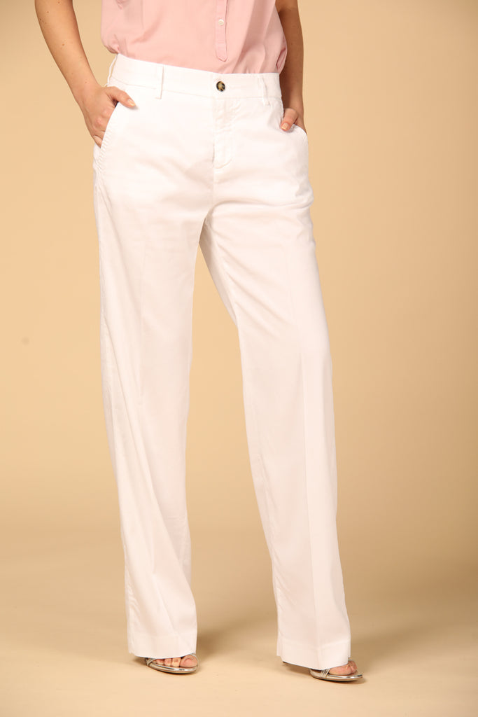 Image 1 de pantalon chino pour femme, modèle New York Straight, en couleur stuc de Mason's