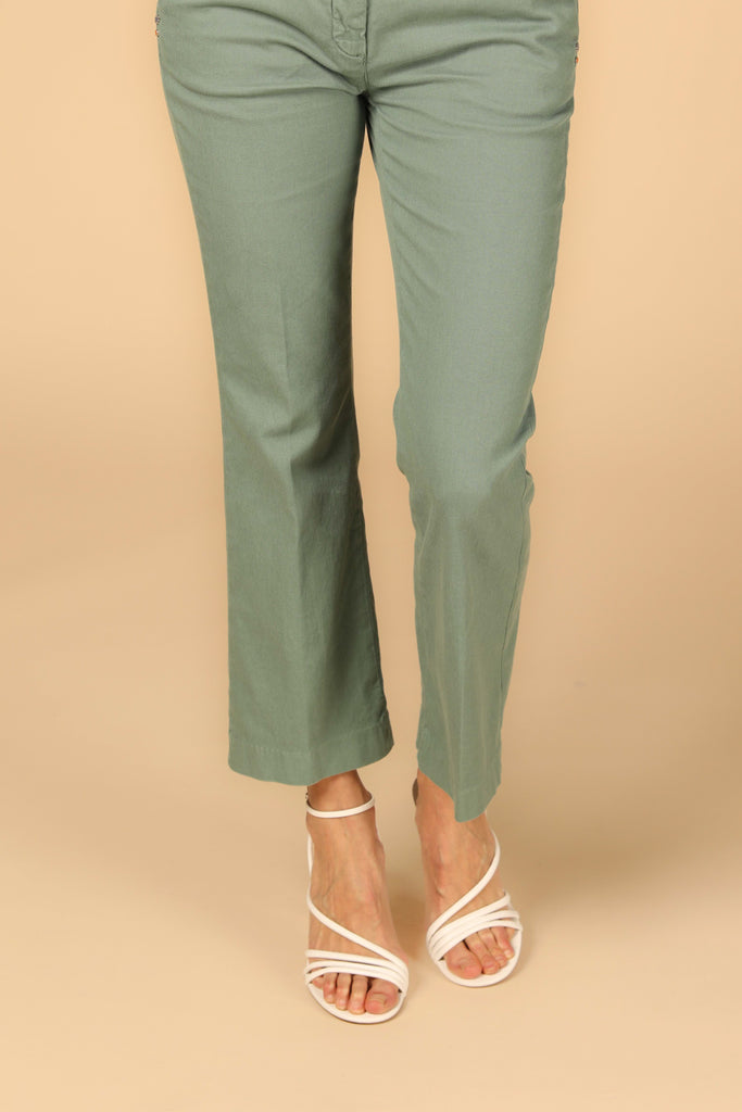 Image 1 de Pantalon chino pour femme modèle New York Trumpet de Mason's en vert menthe, fit slim