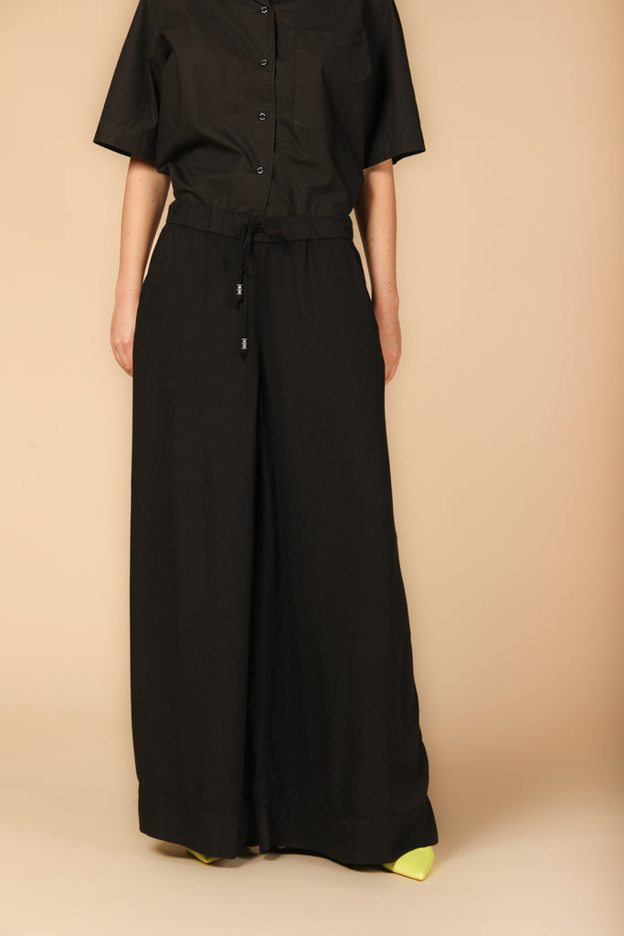 Image 1 de pantalon chino pour femme, modèle Portofino en noir, fit relaxed de Mason's