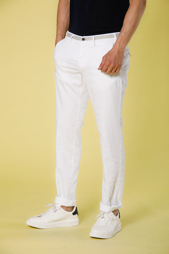 Image 1 du pantalon chino jogger homme en jersey blanc modéle Torino Golf par Mason's