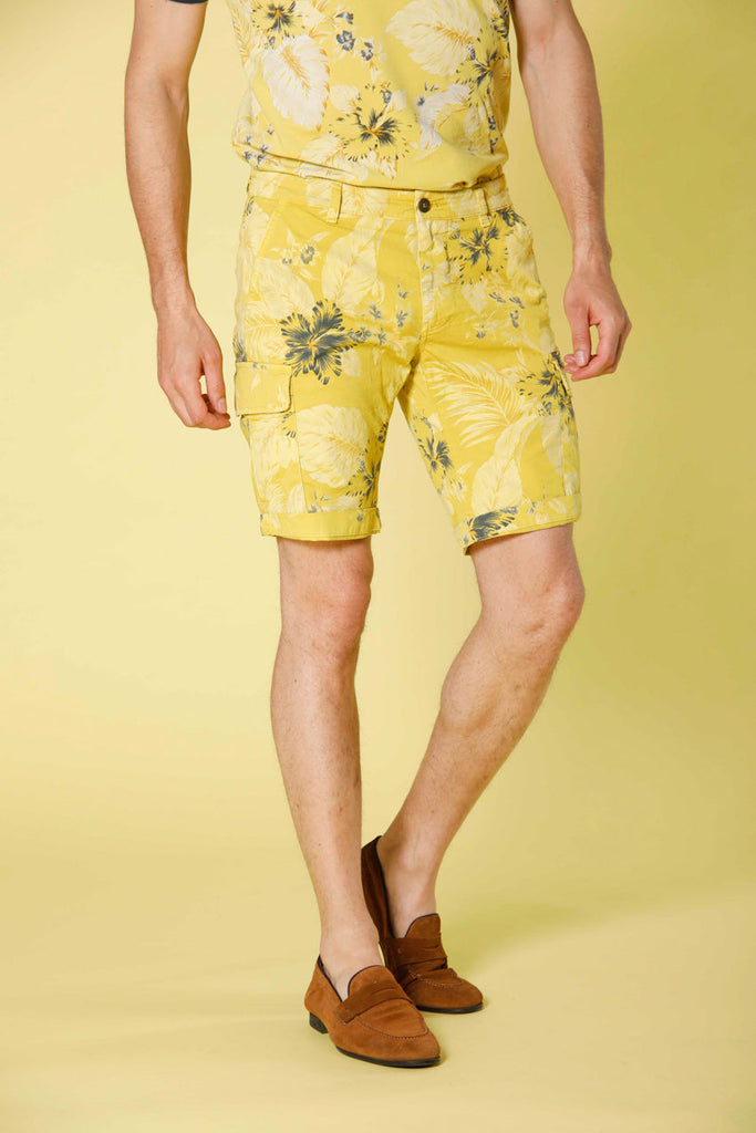 Bild 3 von Herren-Baumwoll-Cargo-Bermuda-Shorts mit Hawaii-Print Modell Chile 1 gelb slim fit von Mason's
