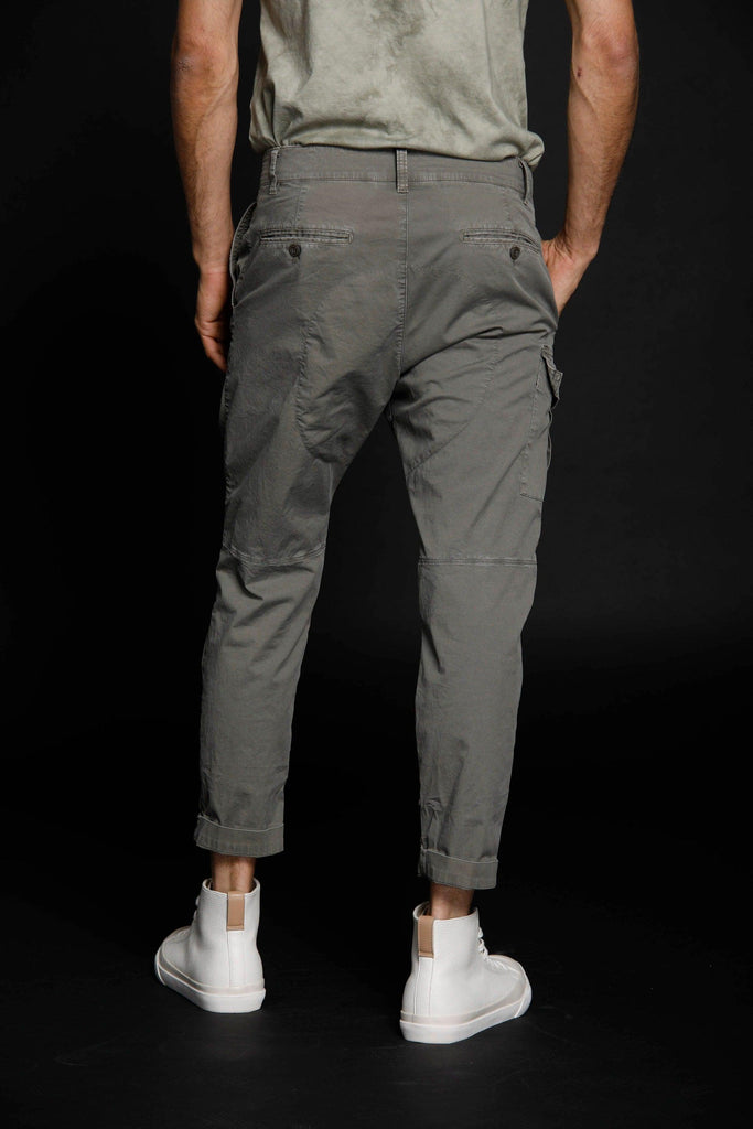 George Pantalon cargo pour homme en twill de coton stretch Logo edition carrot fit ①