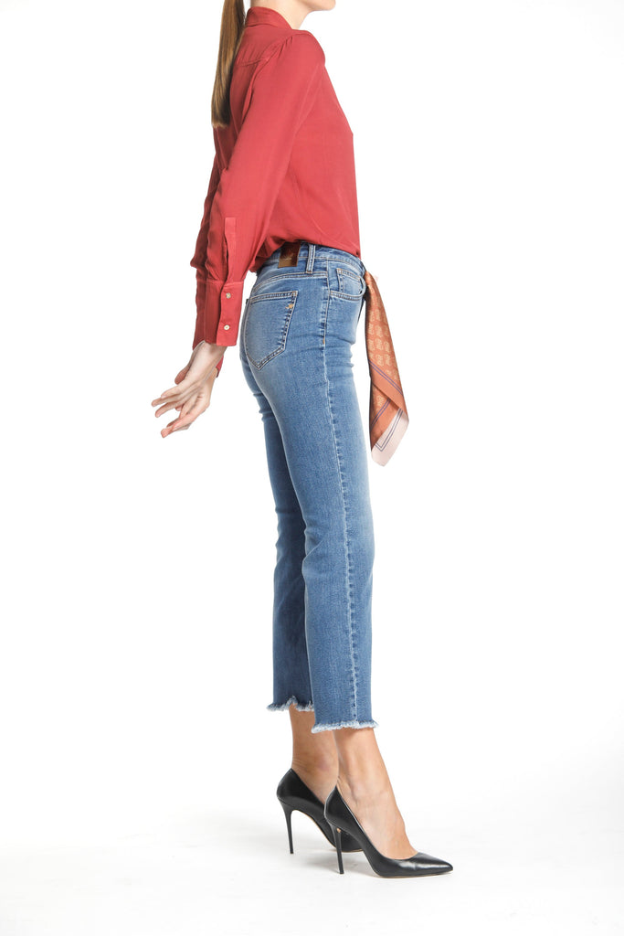 Image 3 de pantalon 5 poches pour femmes en denim bleu marine modèle Olivia par Mason's