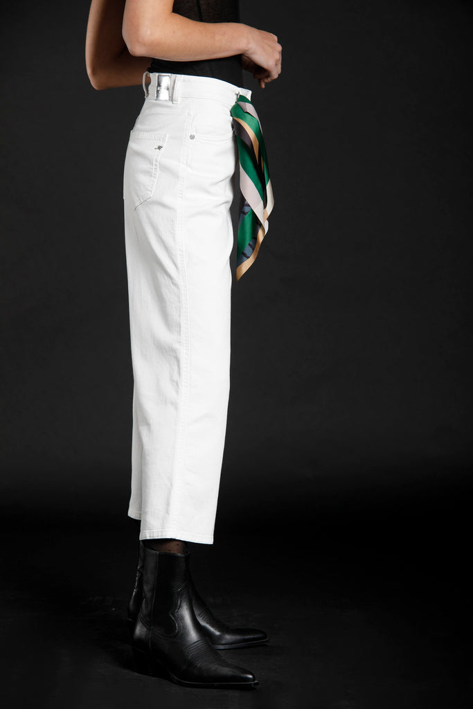 Image 3 de pantalon 5 poches en denim stretch couleur blanc lait modèle Samantha de Mason 's