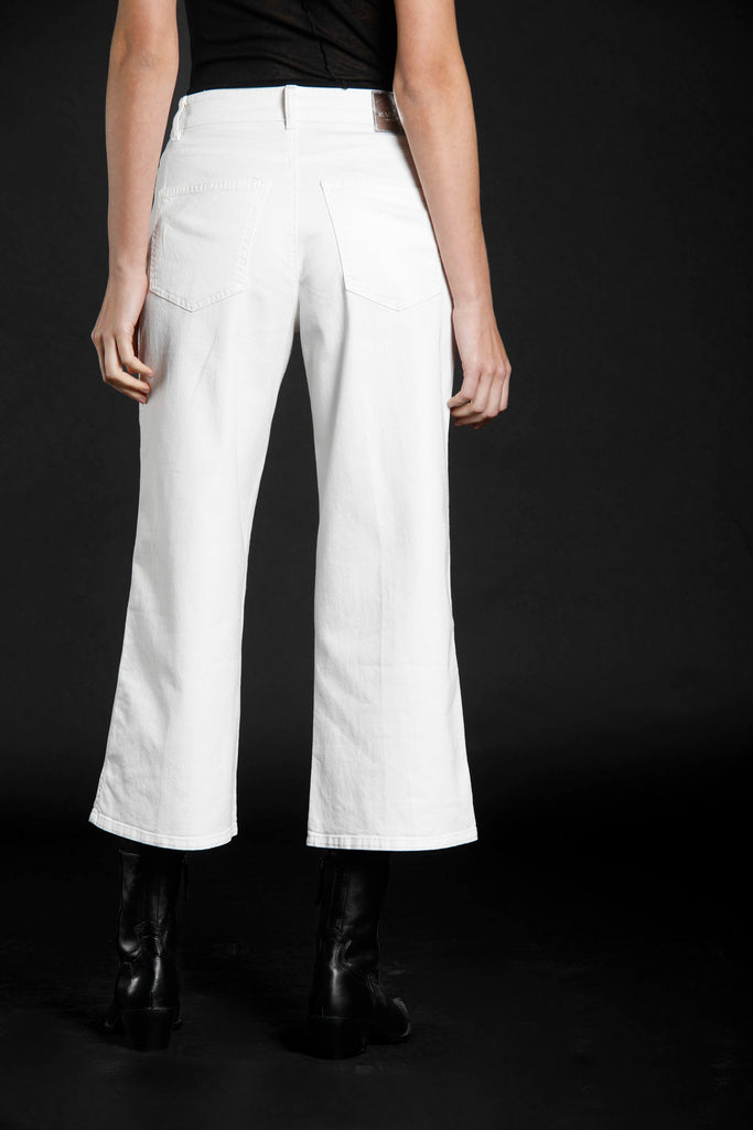 Image 4 de pantalon 5 poches en denim stretch couleur blanc lait modèle Samantha de Mason 's
