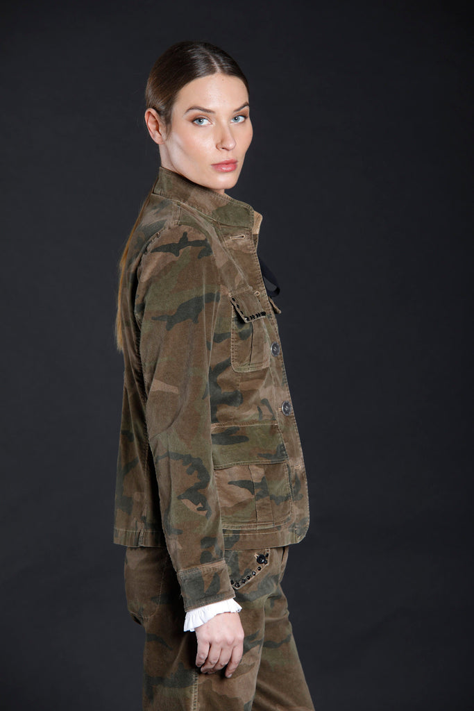 image 3 de la veste de femme en velours motif camouflage modèle Karen de Mason's