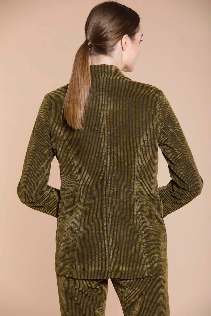 Image 5 d'un blazer femme en velours côtelé vert modèle Theresa par Mason's