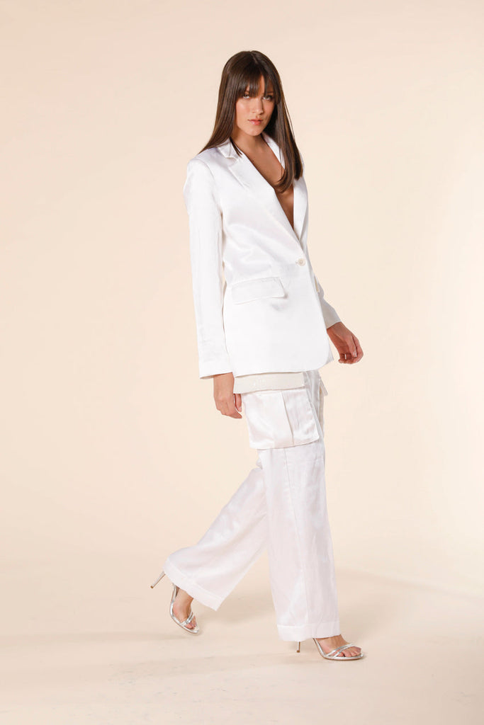 image 4 du blazer long en satin de couleur crème Irene model de Mason's pour femmes